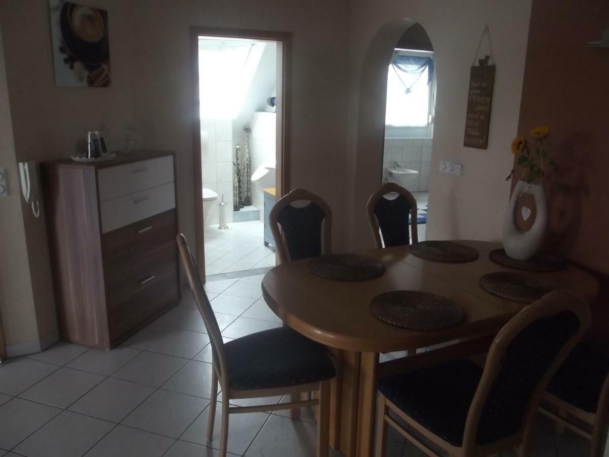 Ferienwohnung In Puschendorf Экстерьер фото