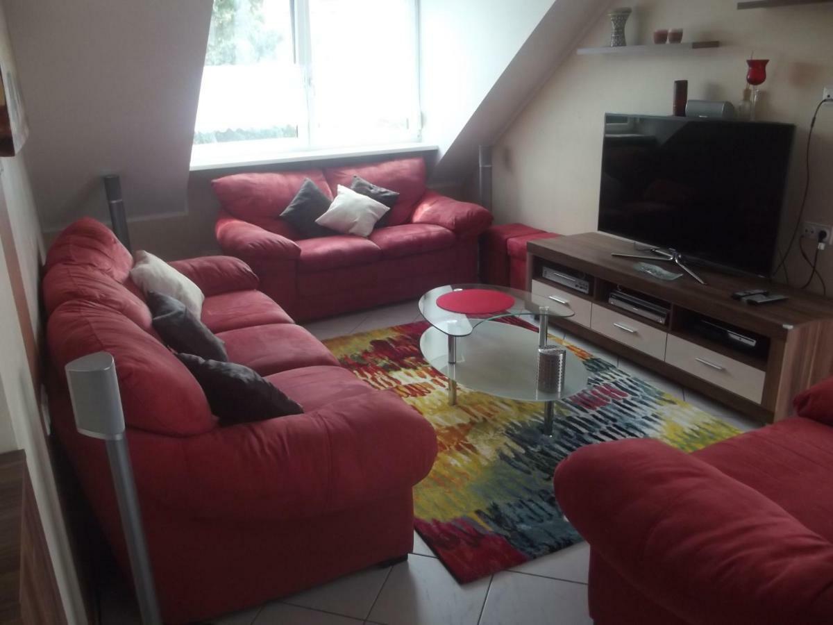 Ferienwohnung In Puschendorf Экстерьер фото